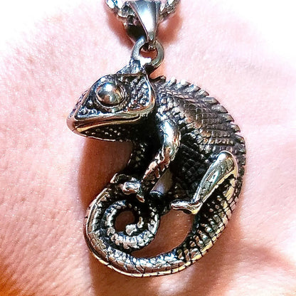 Chameleon Necklace, Lizard Pendant, Reptile Lover Gifts, Stainless Steel Necklace, Birthday Gift, Cool Necklace Pendant, Wildlife Jewelry